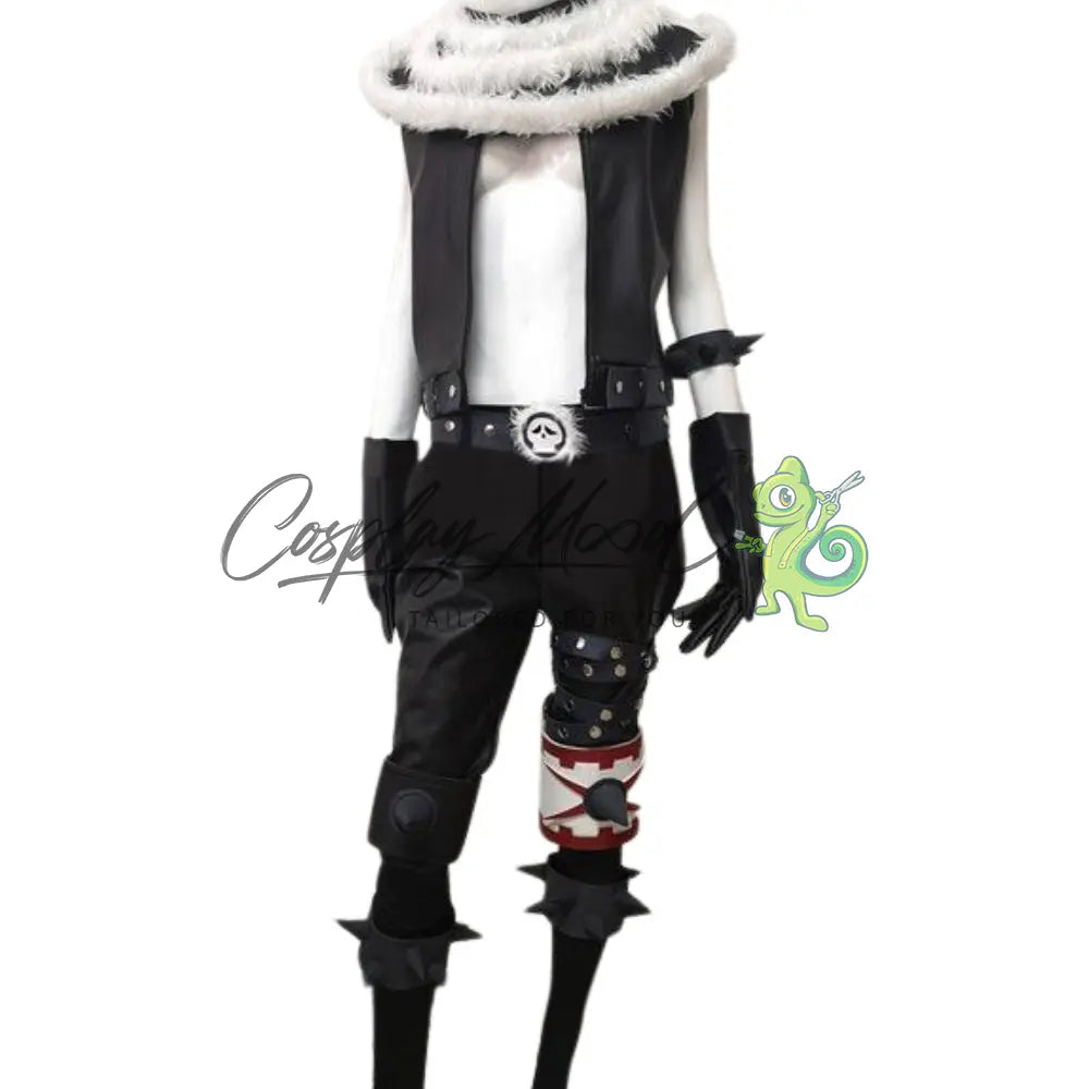 Costume-Cosplay-Charlotte-Katakuri-One-Piece-4